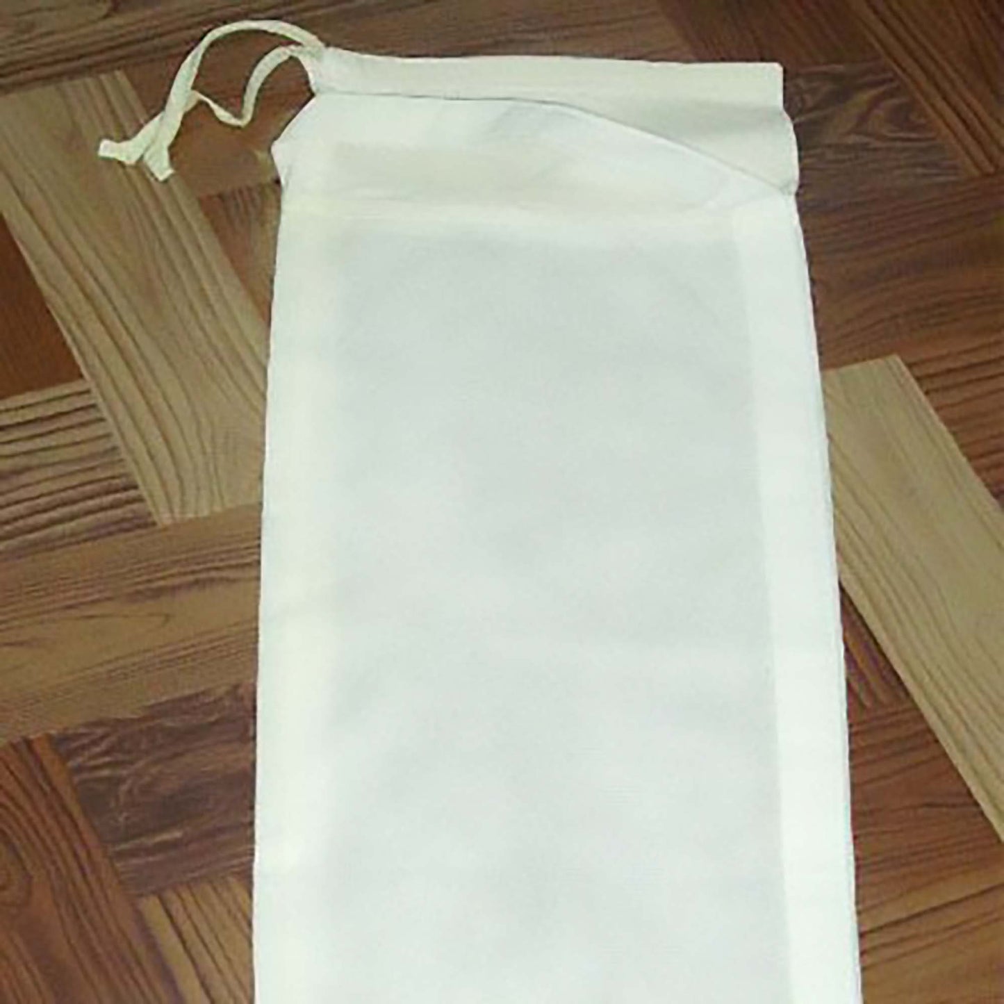 String Bag | Hoang Ha