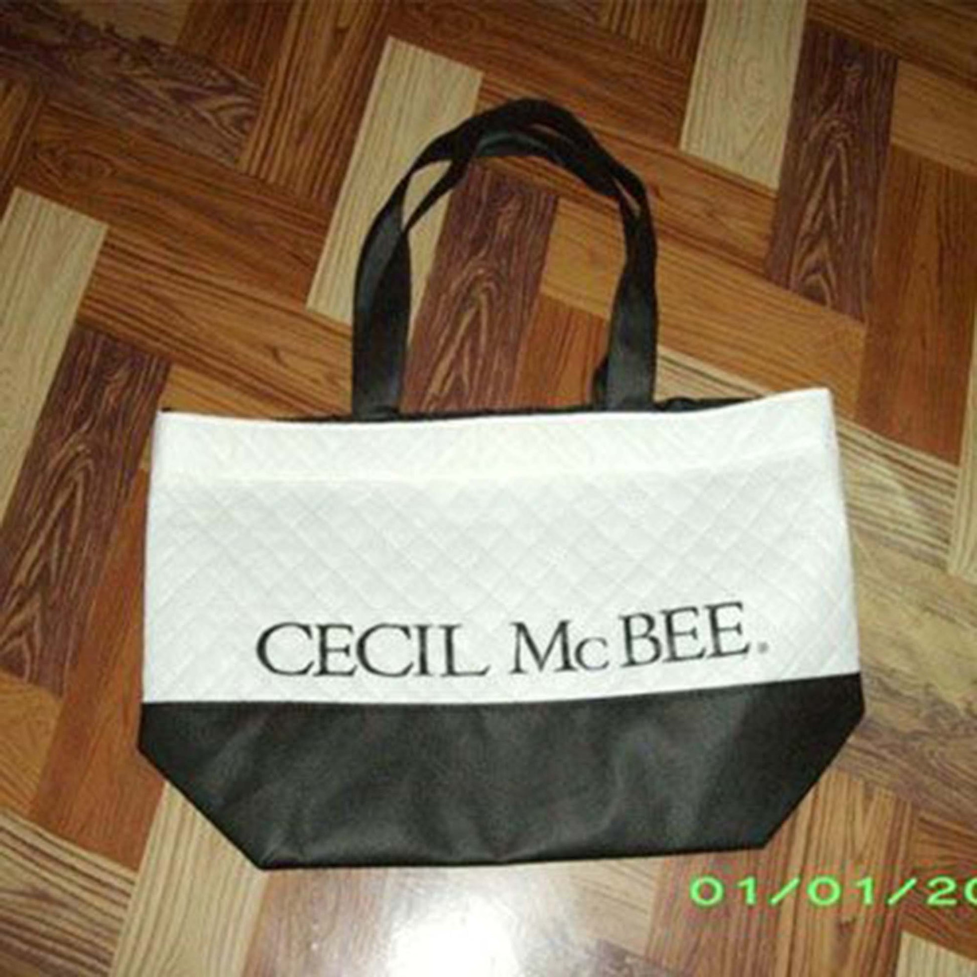 Two tone Nonwoven bag 8 | bags | Sourcing Vietnam